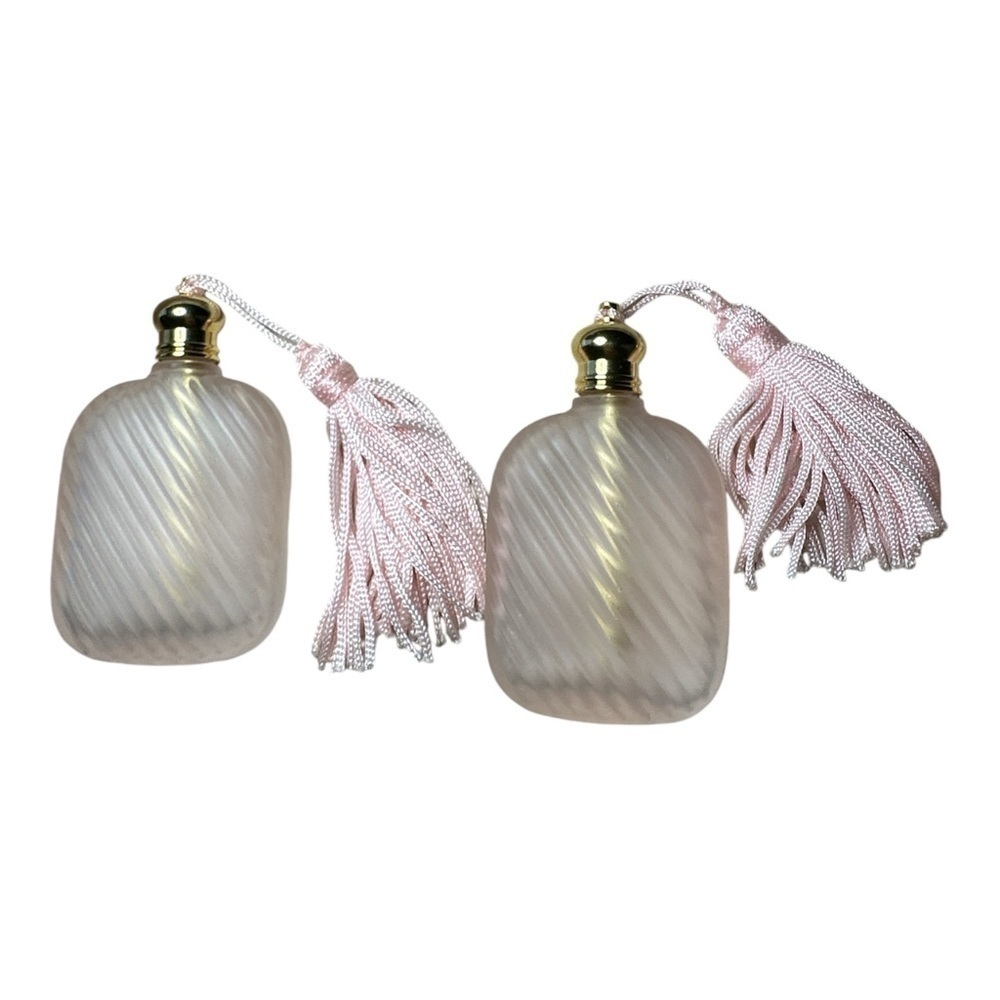 Set Of Three Light Frosted Pink Glass Art Studio Mini Perfume Bottle W/ Tassels - Picture 5 of 7